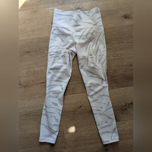 Athleta White Salutation Stash Pocket Leggings